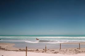 Hollywood Beach and baby waves